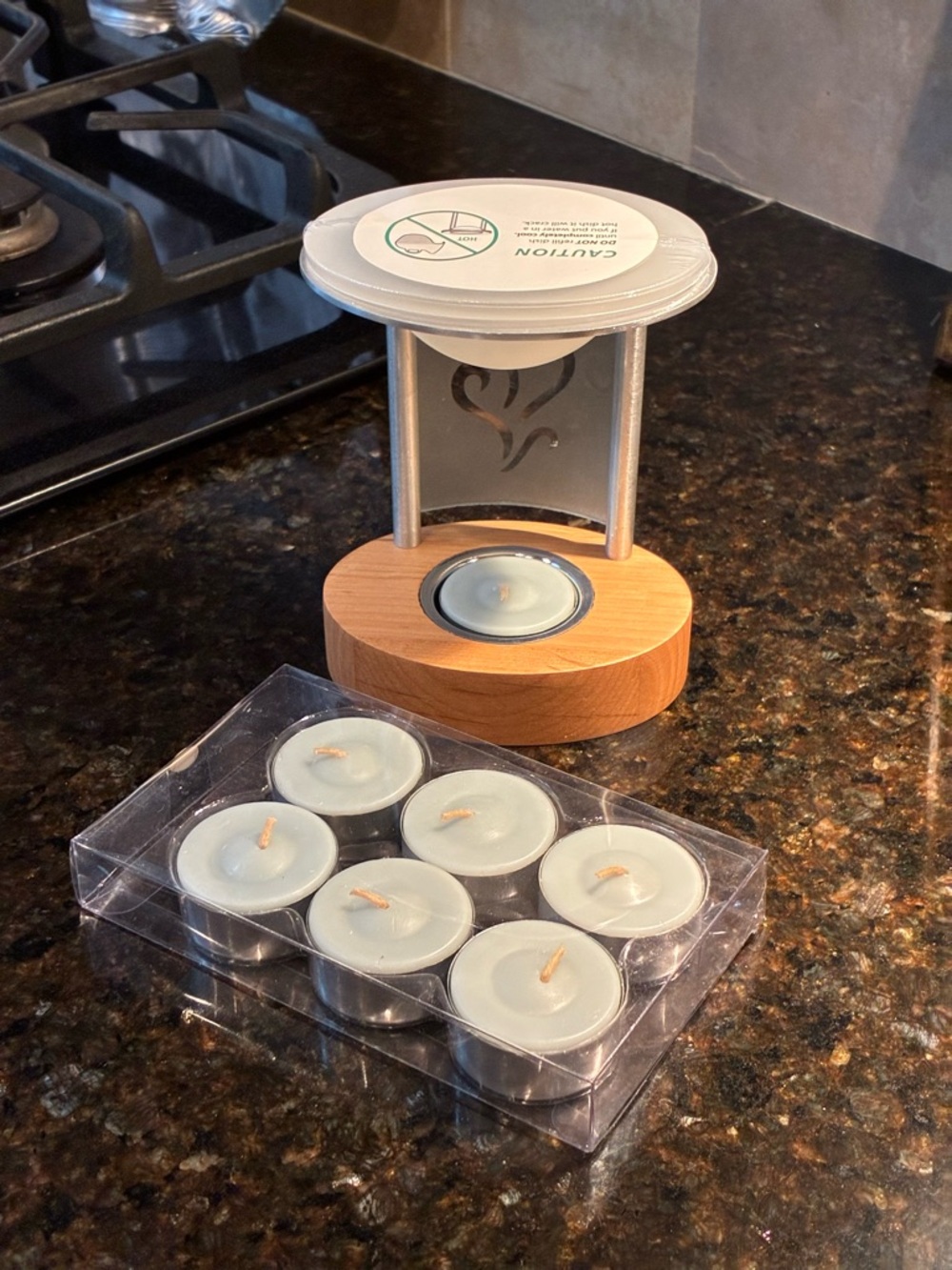 Wood Base Tea Light Warmer with Mint Green Tea Lights